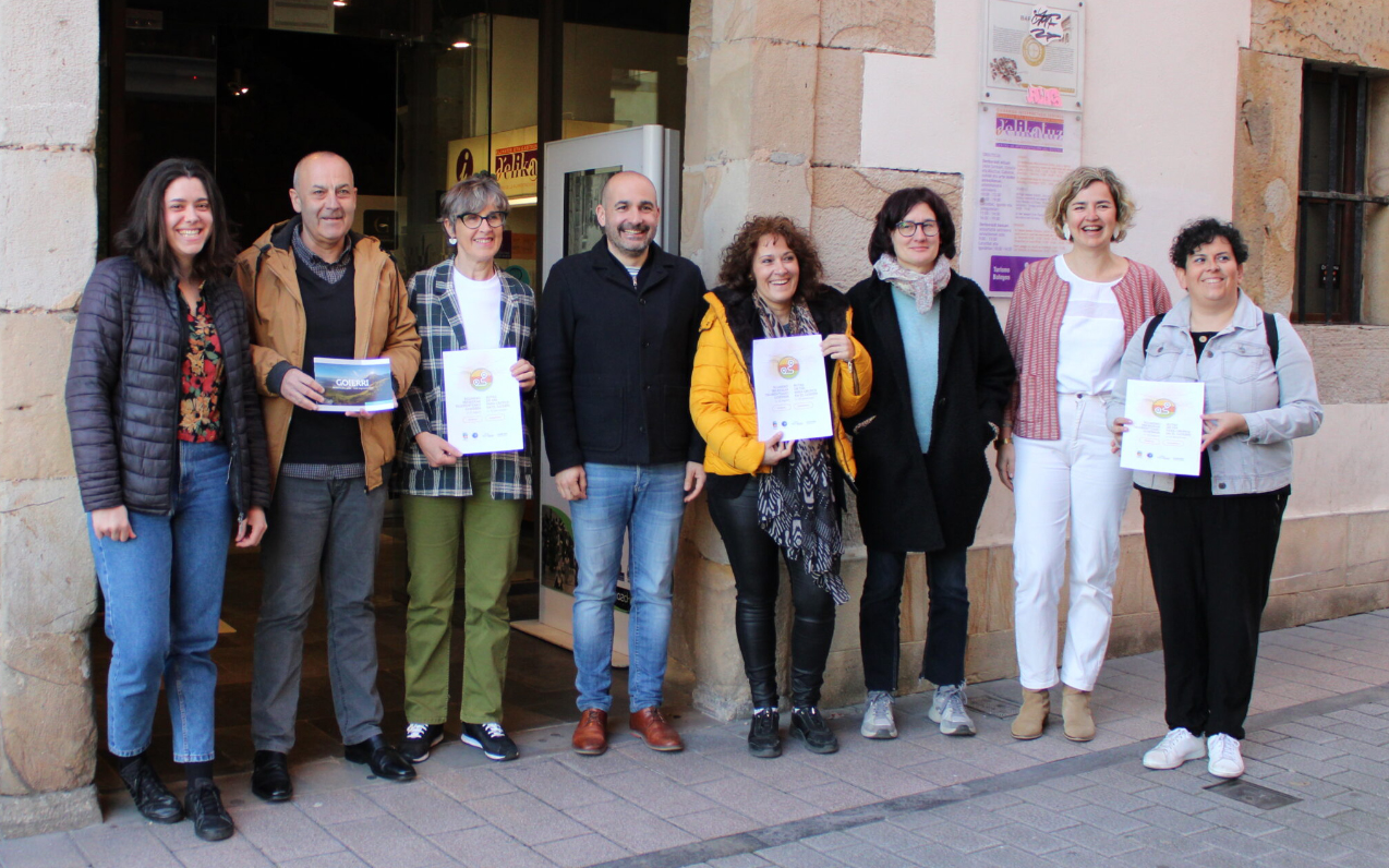 El grupo de trabajo en la presentación