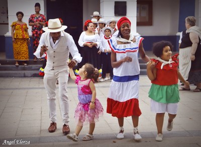Kuba desfilatzen