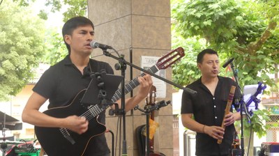 Son Latino musika taldea