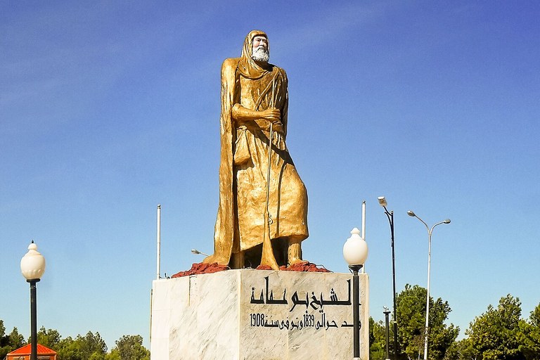 Bouamamaren estatua