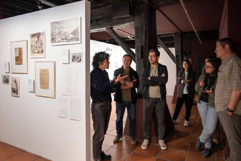 Maialen erakusketa azaltzen