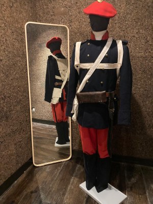 25_ZM_Musealiak 16_ Uniformea